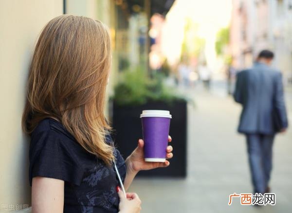 要分手了怎么挽留她女朋友,异地分手怎么挽回女朋友