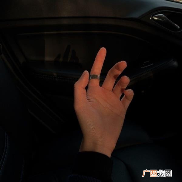 分手一个星期男的在想什么，挽回男友速成指南