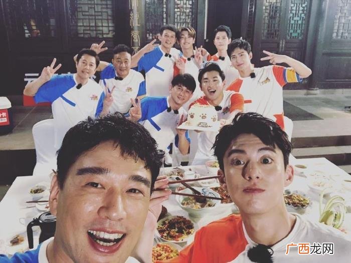 杨洋少年感，杨洋少年感又回来了、王耀庆带偏吴奇隆