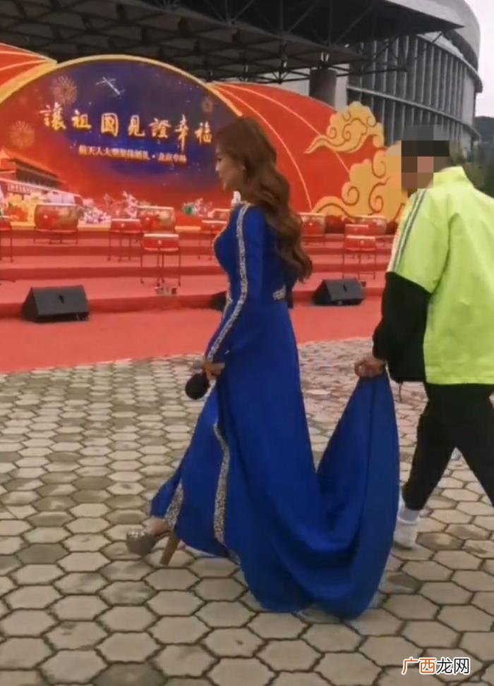 主持人朱迅主持婚礼 婚礼主持人
