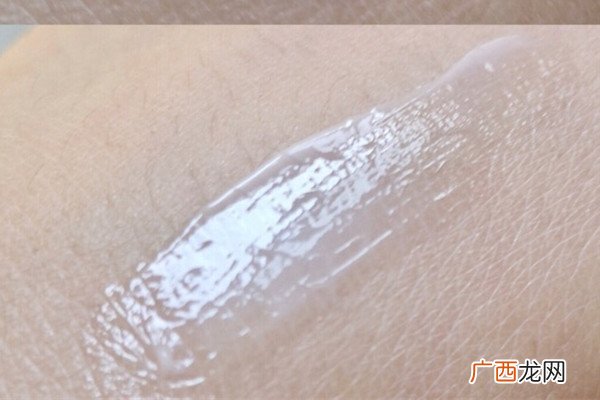 欧莱雅紫熨斗眼霜适合几岁眼霜适合年龄