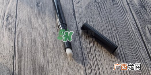 mac唇部打底膏好用吗?mac魅可唇部打底膏怎么样
