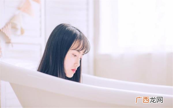 暗恋一个人怎么去搭讪，怎么搭讪一个自己喜欢的人
