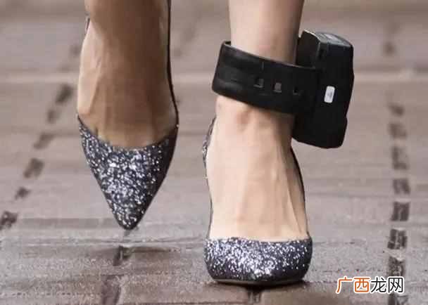 双重犯罪是什么意思？孟晚舟案中的“双重犯罪”到底指什么？