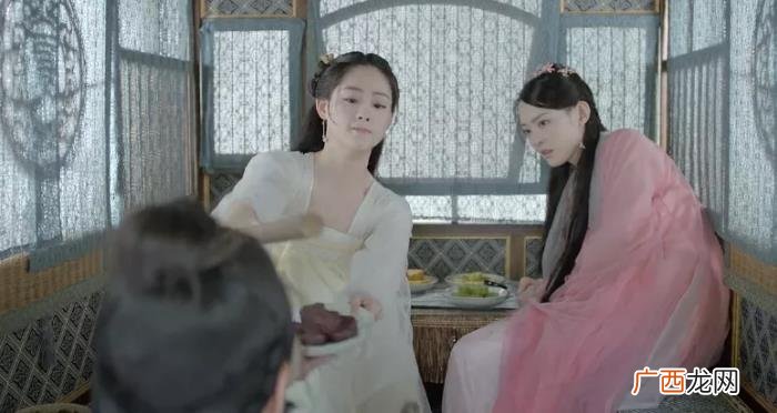 祝绪丹演技，怪祝绪丹硬演傻白甜还是王鹤棣AI式演技