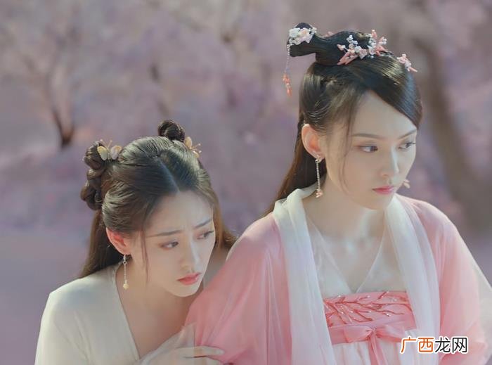 祝绪丹演技，怪祝绪丹硬演傻白甜还是王鹤棣AI式演技