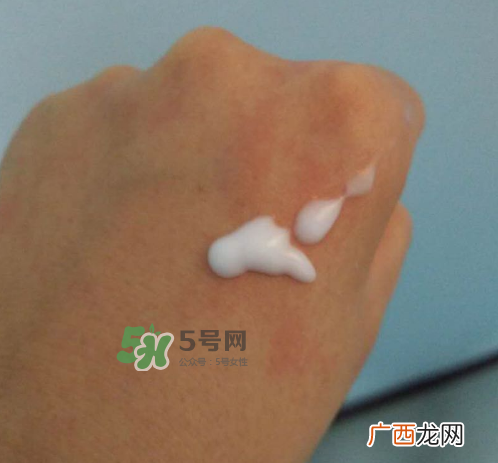 温碧泉明星复合水精华怎么用？温碧泉明星复合水精华用法