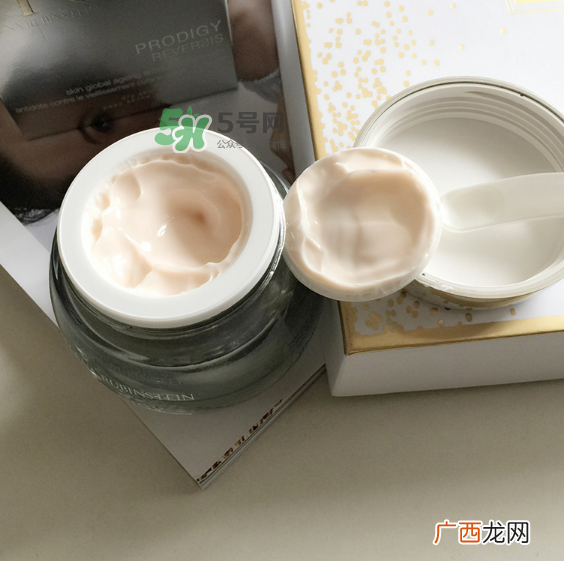 赫莲娜至美溯颜菁华霜好用吗？赫莲娜至美溯颜菁华霜怎么样？