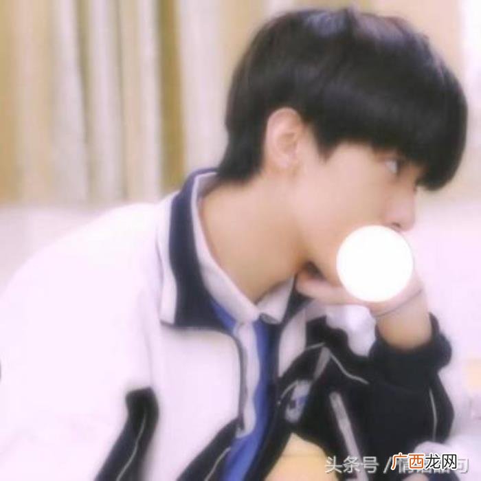 肉麻死男友的情话，写给男朋友的肉麻情话