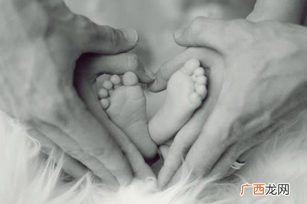 怎么发朋友圈才能让对方挽回，怎样发朋友圈挽回男友