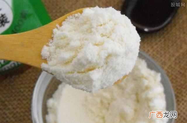 中老年奶粉排行榜？中老年人喝什么奶粉好？
