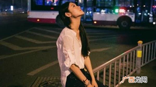 暗示对婚姻失望的句子，对爱情失望心痛的句子