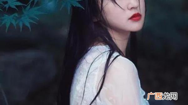 暗示对婚姻失望的句子，对爱情失望心痛的句子