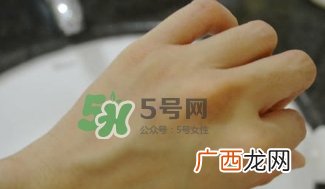 菲诗小铺樱桃泡沫洁面膏怎么样_菲诗小铺樱桃泡沫洁面好用吗