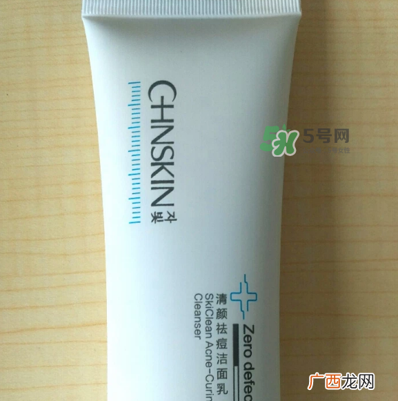 瓷肌洗面奶效果怎么样？瓷肌洗面奶适合年龄