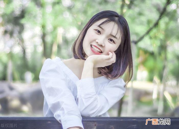 女孩喜欢男孩的暗示，女生喜欢上一个男生
