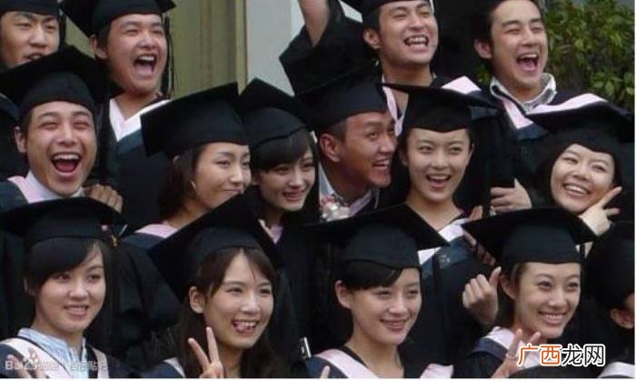 杨幂的大学，杨幂和袁姗姗焦俊艳张小斐是大学同学