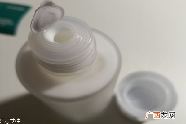 娜丽丝柔宝石乳液多少钱娜丽丝柔宝石乳液使用方法