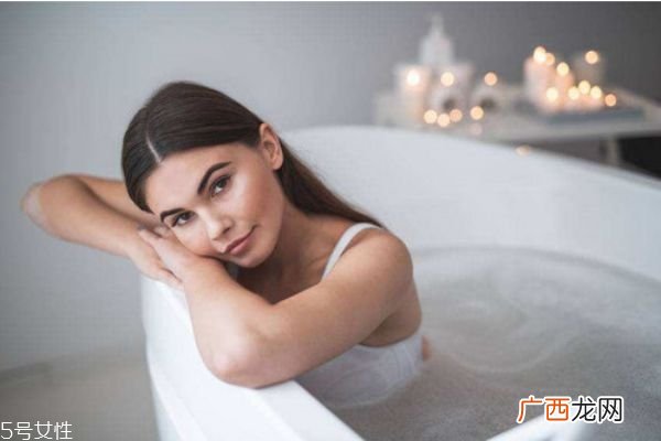 身体乳和沐浴露有什么不同身体乳和沐浴露区别