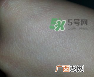 佳雪芦荟保湿霜成分 佳雪芦荟保湿霜有激素吗？