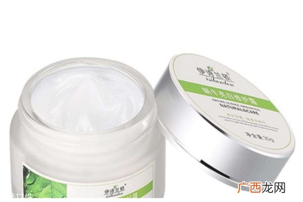 修护霜是什么时候涂的修护霜的正确使用方法