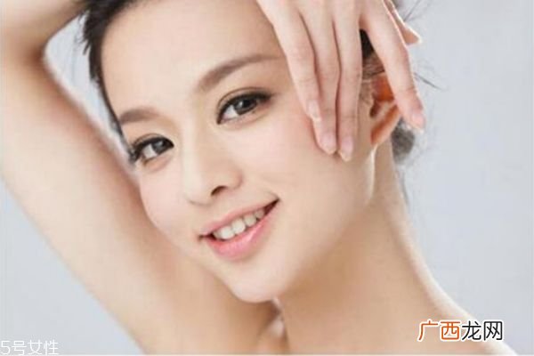 乳液和露有什么不同护肤品乳和露的区别