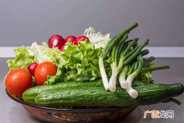 绿叶菜怎么做好吃？？绿叶菜营养丰富，如此吃才对味