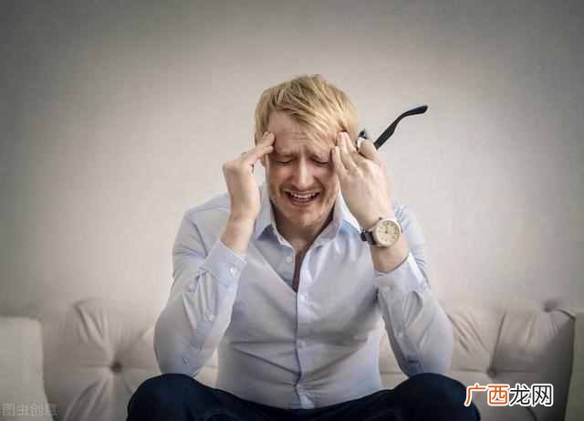 眼前发黑头晕？出现这4种变化小心是高血脂来了，赶快控制
