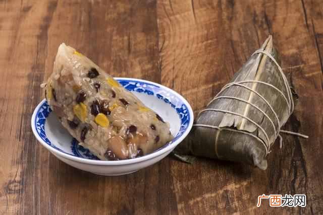 端午节包粽子，用长糯米还是圆糯米？