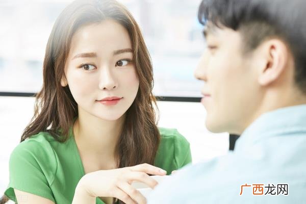 暗示前任复合的句子，前任乖乖求复合