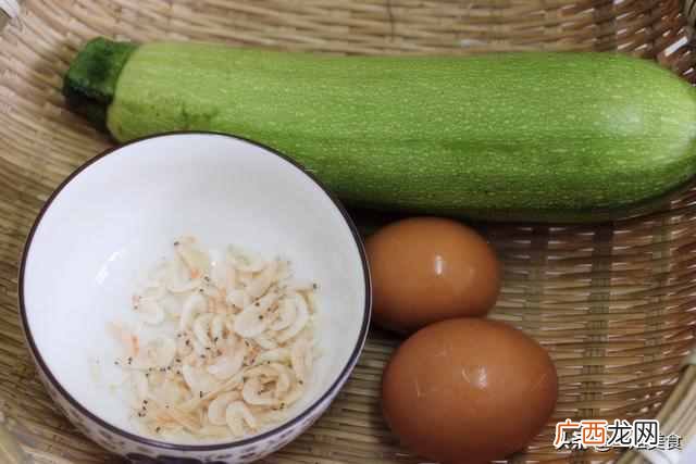 好吃的糊塌子如何做？？放料的顺序很主要，牢记这几点，软嫩还劲道