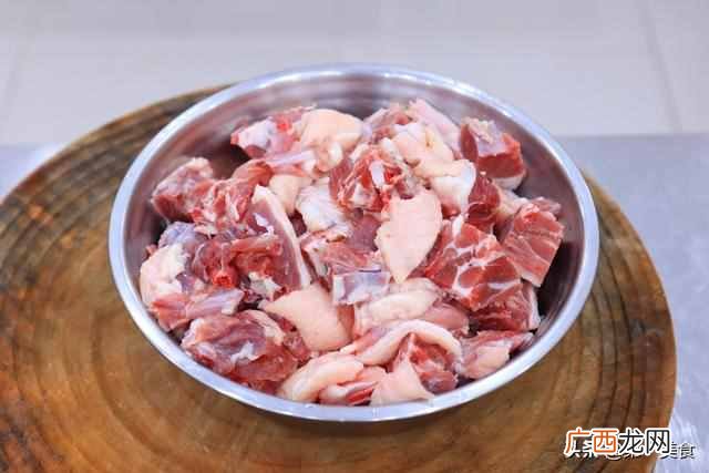 家常鹅肉怎么做才好吃?会这一招,鹅肉不腥也不柴
