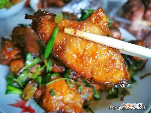 鱼块怎么做才好吃？？教你饭店的做法，外酥里嫩无腥味，好吃不油腻