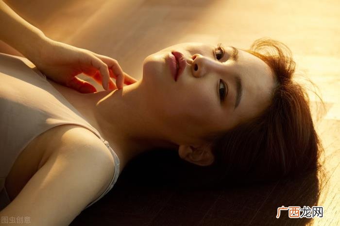 夸女朋友漂亮的小情话，这是比你真漂亮好听一万倍的情话