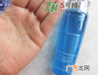 兰蔻清滢嫩肤水怎么样？兰蔻清滢嫩肤水好用吗？