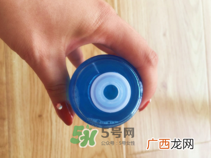 兰蔻清滢嫩肤水怎么样？兰蔻清滢嫩肤水好用吗？