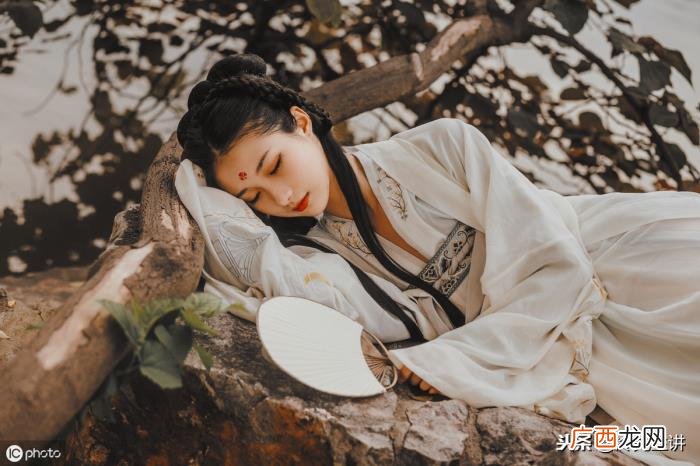 39句写给孤独的唯美短句欣赏 孤独句子简短