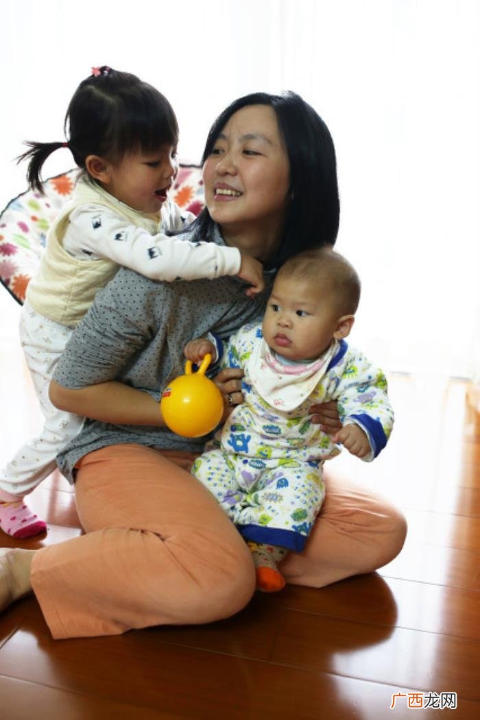 离婚时无权分割财产 女方没工作离婚要补偿