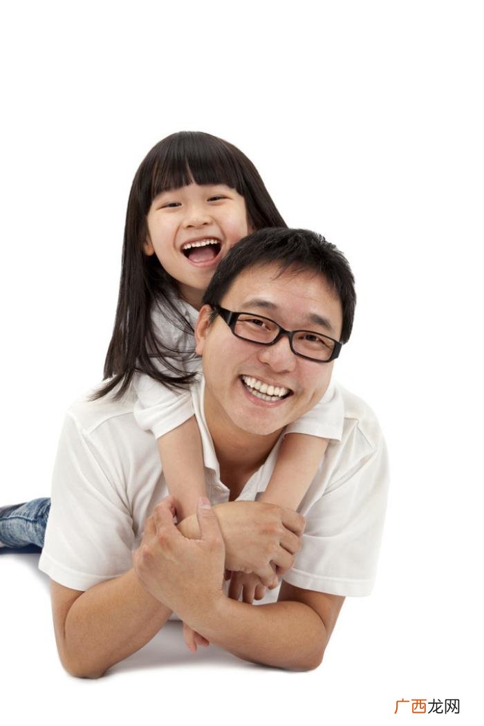 如果离婚了成年儿女怎么分配 离婚成年孩子归谁怎么分配