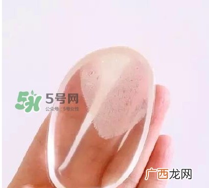 硅胶粉扑用哪一面？硅胶粉扑用法