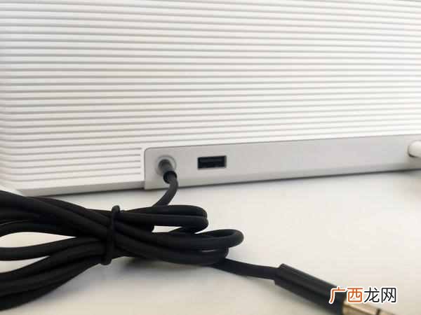 aux接口怎么用？小米互联网音箱AUX连接