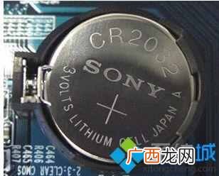 电脑开机正常显示器不显示怎么办？电脑显示器不亮主机正常的应对措