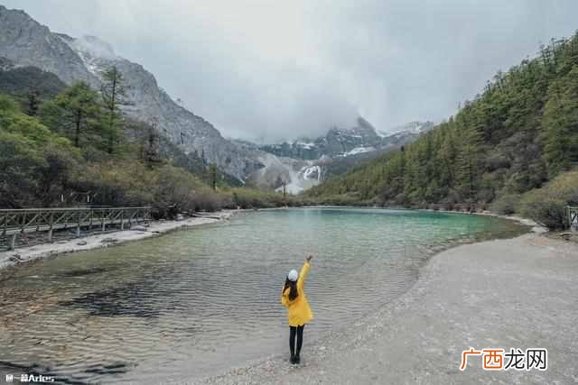 6-7月雨季中的稻城亚丁，是否值得去玩？