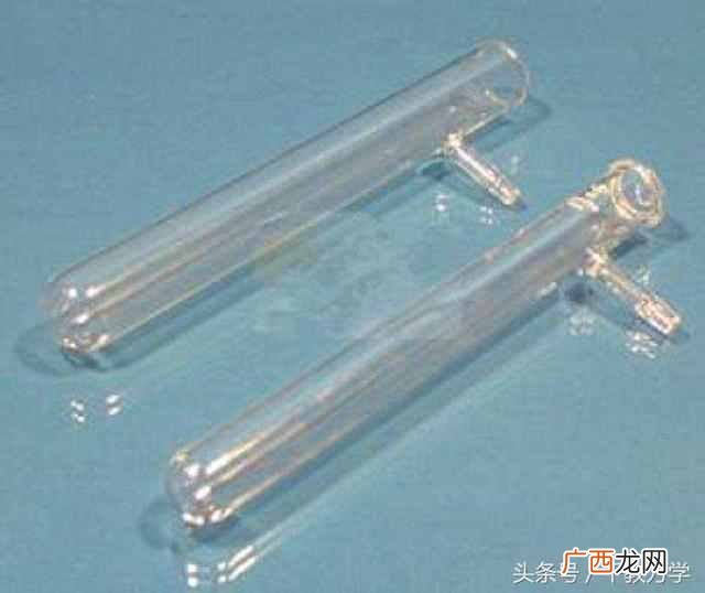 试管的用途和注意事项是什么？化学仪器之试管的分类、作用、使用方