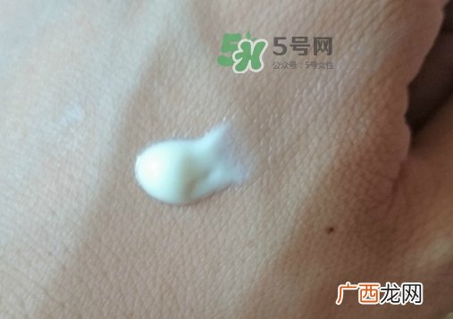 jill stuart纯白花漾雪纺防晒霜怎么样_好用吗