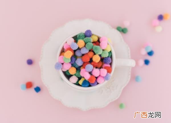 暗示性的表达爱意句子，女人的反应是有暗示性的
