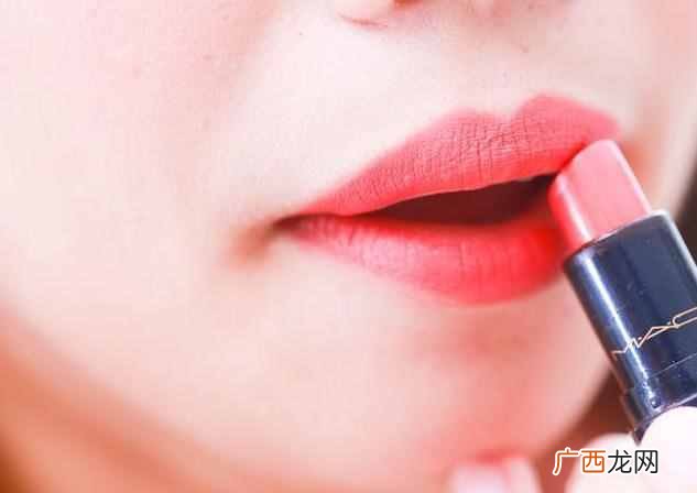 怎样化妆好看？记住这12个步骤就够了！