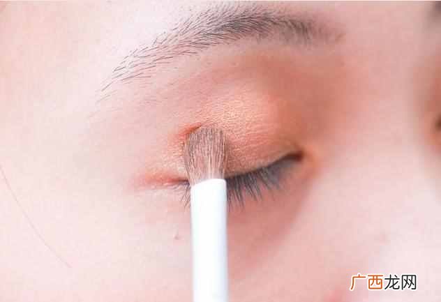 怎样化妆好看？记住这12个步骤就够了！