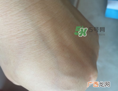透真玻尿酸保湿精华液怎么样？透真玻尿酸保湿精华液好用吗？