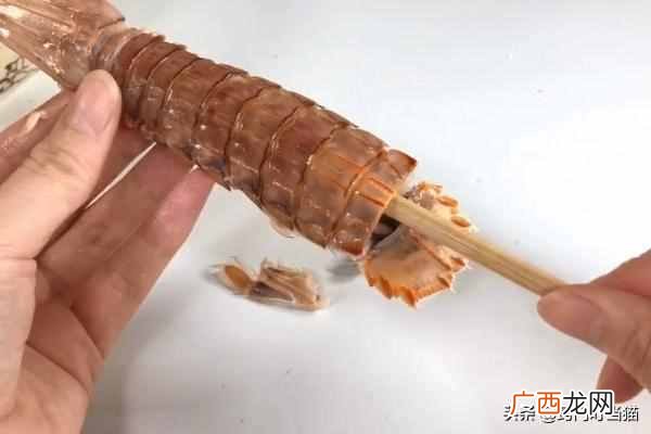 皮皮虾怎么剥?教你剥皮皮虾的小窍门,好吃到吮手指